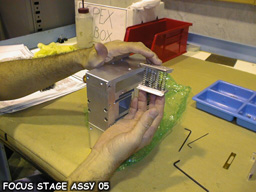 focus stage assy 05