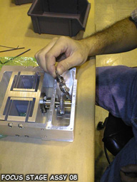 focus stage assy 08