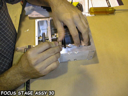 focus stage assy 30