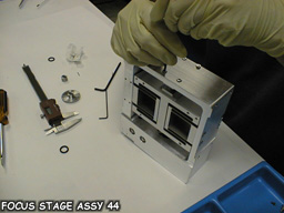 focus stage assy 44
