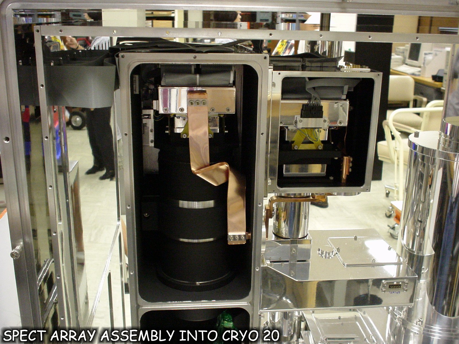 spect array assembly into cryo 20