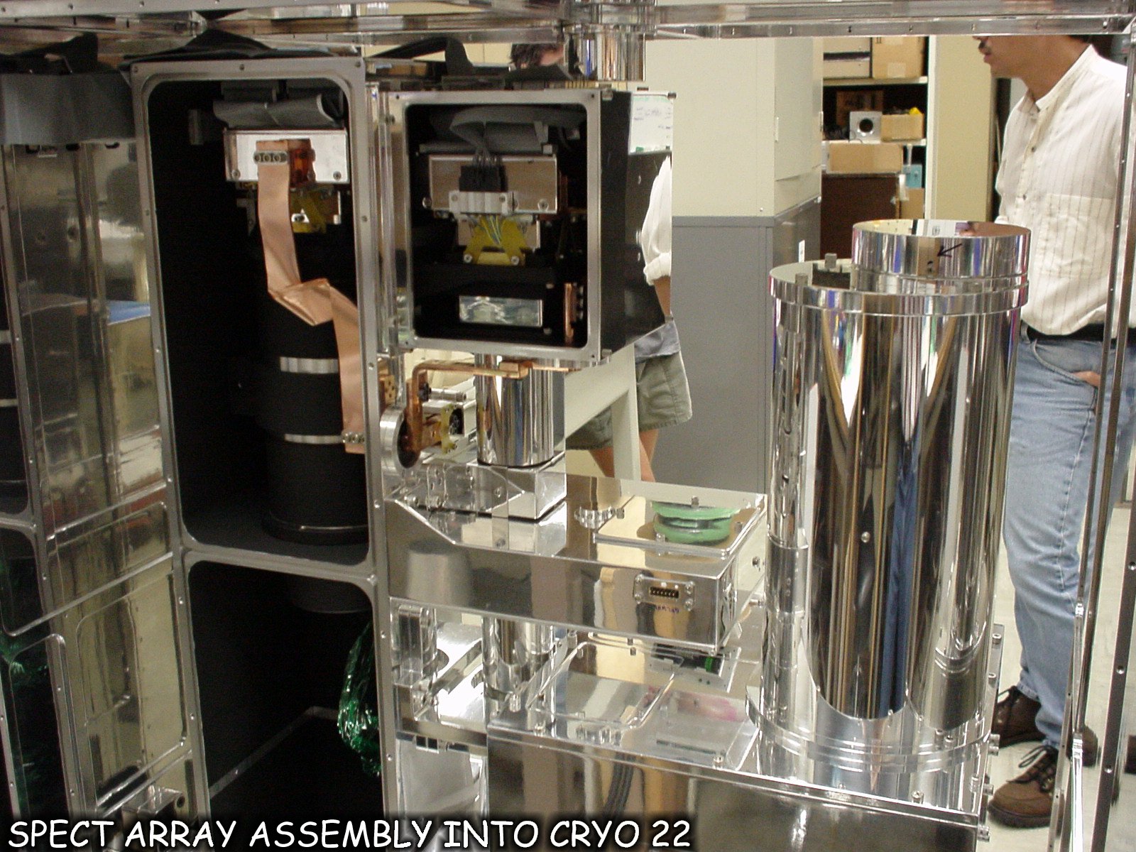 spect array assemlby into cryo 22