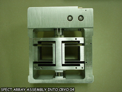 Spect Array Assembly Into Cryo 04